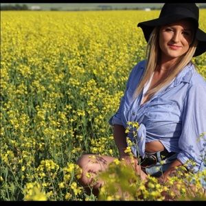 Meet your Posher, Regan